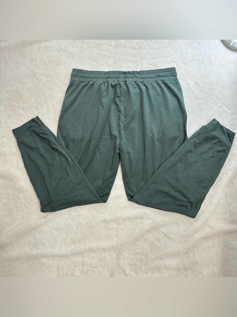Vuori Women's Performance Joggers Heather Green Size Large - Picture 2 of 8